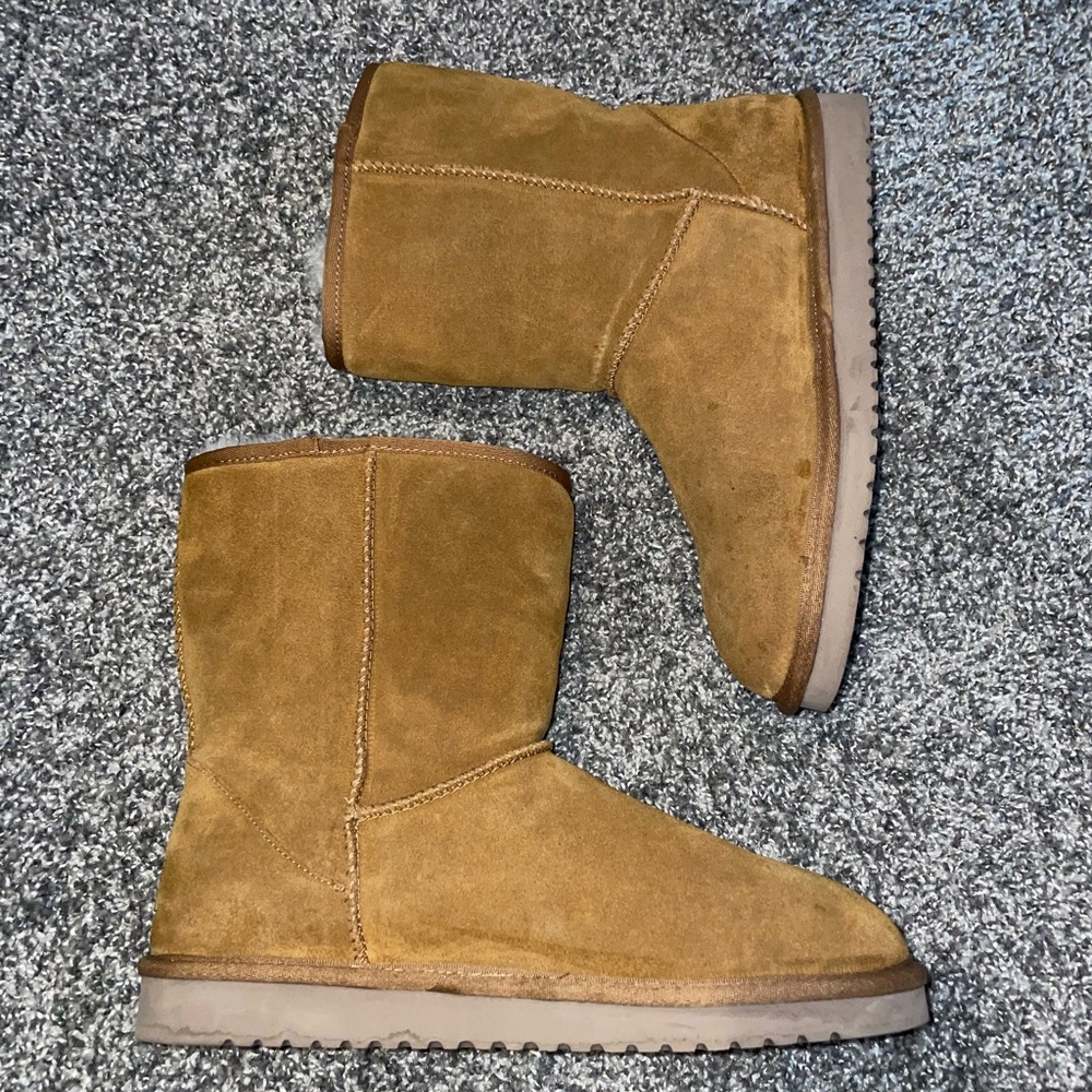 UGG Koola Short Chestnut Boots NWB Size 11